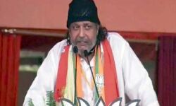 भड़काऊ भाषण का आरोप- BJP नेता मिथुन चक्रवर्ती से पुलिस की पूछताछ भड़काऊ भाषण का आरोप- BJP नेता मिथुन चक्रवर्ती से पुलिस की पूछताछ