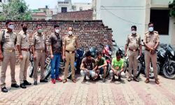 खाली मकानों में बंद मिला वाहनों का जखीरा-3 गिरफ्तार खाली मकानों में बंद मिला वाहनों का जखीरा-3 गिरफ्तार