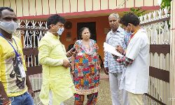 मंत्री कपिलदेव ने निरीक्षण कर वैक्सीन लगवाने का किया आह्वान मंत्री कपिलदेव ने निरीक्षण कर वैक्सीन लगवाने का किया आह्वान