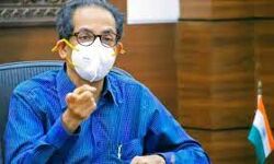 2 सप्ताह में आएगी तीसरी लहर? 8 लाख के पार हो सकते हैं एक्टिव केस 2 सप्ताह में आएगी तीसरी लहर? 8 लाख के पार हो सकते हैं एक्टिव केस