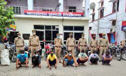 कोतवाली पुलिस ने किया वाहन चोर गिरोह का भंडाफोड़- 7 अरेस्ट- 15 वाहन बरामद कोतवाली पुलिस ने किया वाहन चोर गिरोह का भंडाफोड़- 7 अरेस्ट- 15 वाहन बरामद