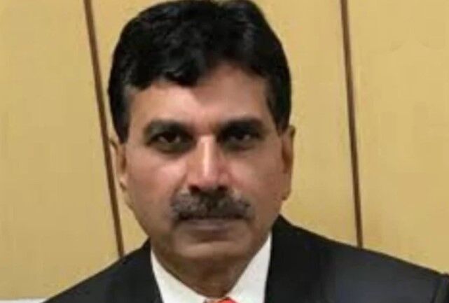 2 माह में हारे कोरोना से जंग-विख्यात हड्डी रोग विशेषज्ञ का निधन 2 माह में हारे कोरोना से जंग-विख्यात हड्डी रोग विशेषज्ञ का निधन