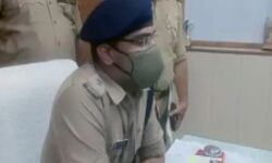 वाहन चोर गिरोह के 3 सदस्य गिरफ्तार-चोरी के वाहन और सामान बरामद