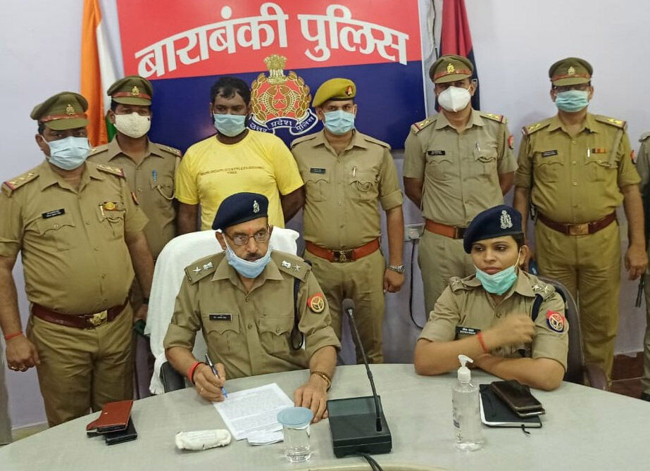 पुलिस का शिकंजा- वाहन चोर अरेस्ट- 26 बाईकों की बरामद