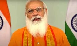 संकट के दौर में उम्मीद की किरण है योग- मोदी