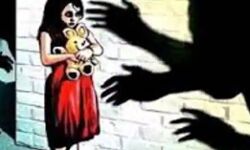 डेढ़ साल की बच्ची के साथ बलात्कार-इलाज के दौरान मौत डेढ़ साल की बच्ची के साथ बलात्कार-इलाज के दौरान मौत