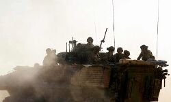 आतंकवादियों ने की 11 पुलिसकर्मियों की हत्या आतंकवादियों ने की 11 पुलिसकर्मियों की हत्या