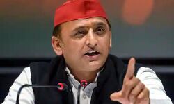 सपा EX MLA भाई सहित भूमाफिया घोषित- क्या बोले अखिलेश? सपा EX MLA भाई सहित भूमाफिया घोषित- क्या बोले अखिलेश?