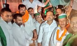 खतौली पहुंची किसान ट्रैक्टर यात्रा-रालोद ने किया गर्मजोशी से स्वागत