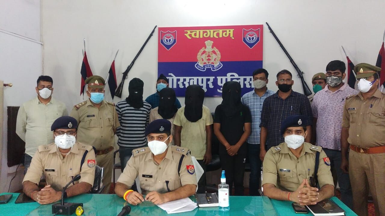 अरेस्ट कर 4 लूटेरों को भेजा कारागार- लूटी हुई रकम बरामद