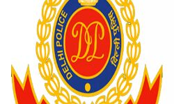 फर्जी कॉल सेंटर का भंडाफोड़- 82 लोग गिरफ़्तार