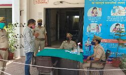 पुलिस का खौफ-थानेदार की कार्यशैली से थर्राकर बदमाश ने की गुनाहों से तौबा पुलिस का खौफ-थानेदार की कार्यशैली से थर्राकर बदमाश ने की गुनाहों से तौबा