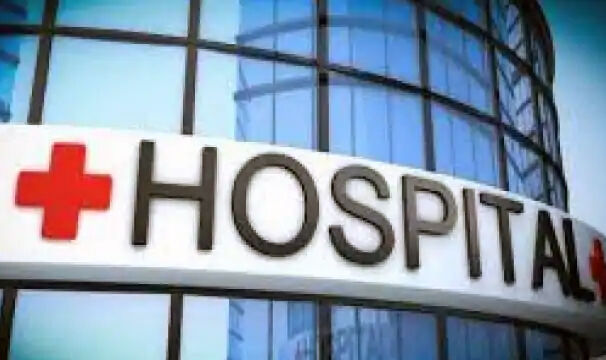 बिना पंजीकरण चल रहा अस्पताल- की शिकायत- SDM संग पहुंची टीम- किया सील