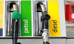 पेट्रोल-डीजल के दाम में बढ़ोतरी जारी- जानें कीमत पेट्रोल-डीजल के दाम में बढ़ोतरी जारी- जानें कीमत