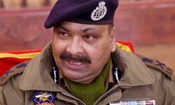 ड्रोन से आतंकी हमला-भीड़ में धमाके की थी साजिश-एक और वजनी बम बरामद ड्रोन से आतंकी हमला-भीड़ में धमाके की थी साजिश-एक और वजनी बम बरामद