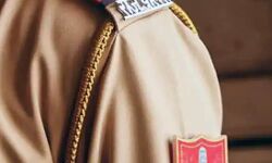 हत्या के आरोपी को पकडने गई पुलिस टीम पर हमला- SHO और ASI घायल