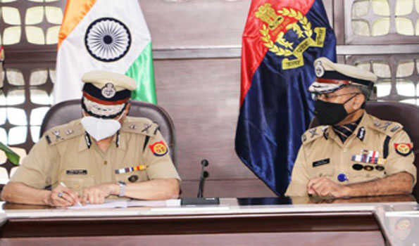 डीजीपी H.C अवस्थी ने सौंपा ADG प्रशांत कुमार को पदभार