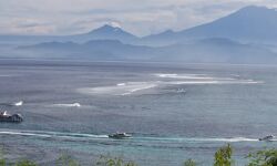 जहाज डूबने से 6 लोगों की मौत