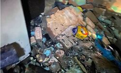 गैस सिलेंडर में हुआ ब्लास्ट-एक ही परिवार के चार सदस्यों की मौत गैस सिलेंडर में हुआ ब्लास्ट-एक ही परिवार के चार सदस्यों की मौत