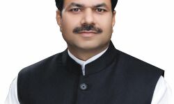 सभासद विपुल भटनागर के कंधों पर दोहरा भार-बने आईआईए चेयरमैन सभासद विपुल भटनागर के कंधों पर दोहरा भार-बने आईआईए चेयरमैन