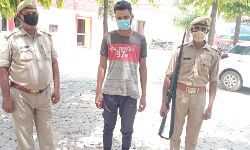 हत्या के प्रयास में वांछित अपराधी गिरफ्तार हत्या के प्रयास में वांछित अपराधी गिरफ्तार