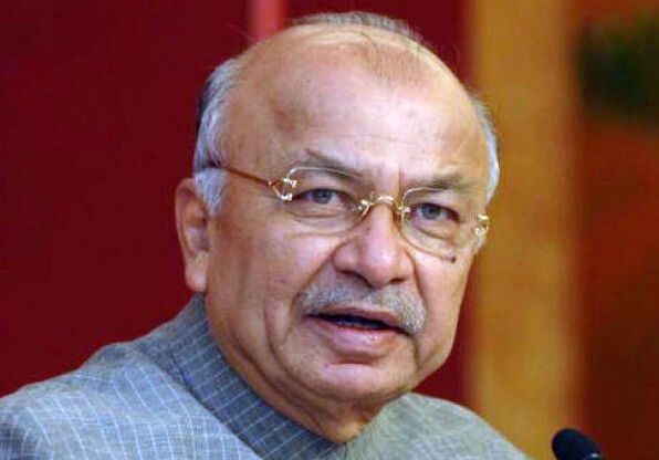 अब शिंदे ने दिखाए तेवर-बोले विचारधारा की संस्कृति हो रही कांग्रेस अब शिंदे ने दिखाए तेवर-बोले विचारधारा की संस्कृति हो रही कांग्रेस