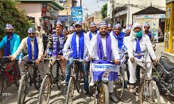 आसपा ने साइकिल रैली निकालकर बताई अपनी विचारधारा आसपा ने साइकिल रैली निकालकर बताई अपनी विचारधारा