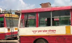 बस अड्डे पर चालकों का बस चलाने से इंकार संचालन ठप-या़त्री परेशान