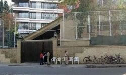 महानायक अमिताभ के बंगले प्रतीक्षा की दीवार पर बजेगा हथोड़ा महानायक अमिताभ के बंगले प्रतीक्षा की दीवार पर बजेगा हथोड़ा