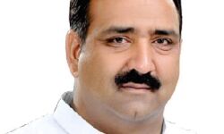 रालोद ने कई जिला अध्यक्ष किए पैदल-मुजफ्फरनगर में भी गिरी गाज