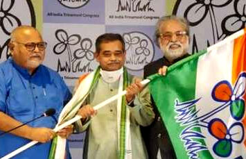 BJP के बाद TMC की कांग्रेस में सेंध-अभिजीत मुखर्जी TMC में शामिल