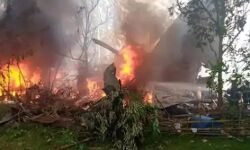 सैन्य विमान दुर्घटना- मृतकों की संख्या 50 हुई सैन्य विमान दुर्घटना- मृतकों की संख्या 50 हुई