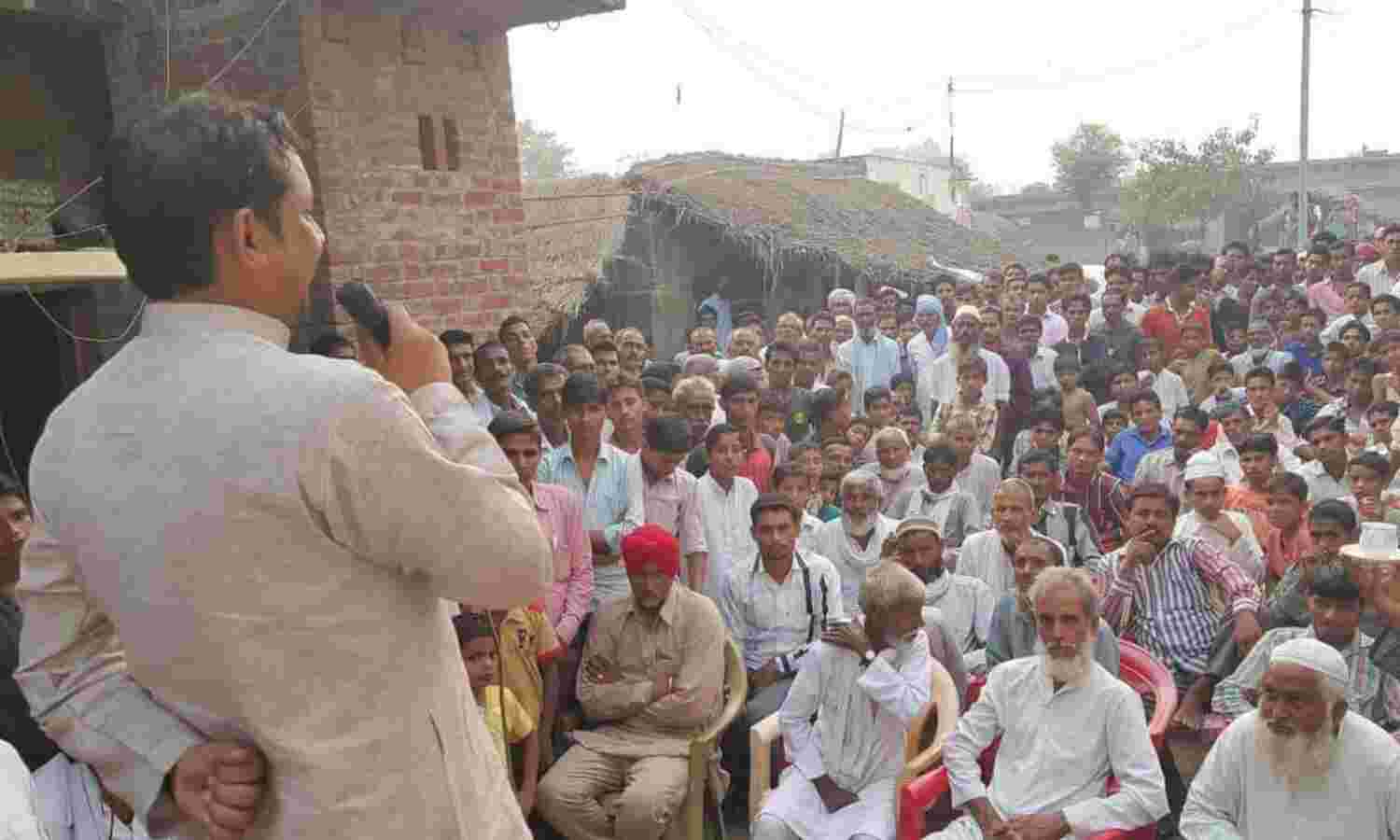 रियाज़ अहमद की सियासत को मैं कमजोर नही होने दूंगा- आरिफ