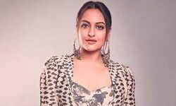 भंसाली की हीरामंडी में काम करेंगी सोनाक्षी सिन्हा! भंसाली की हीरामंडी में काम करेंगी सोनाक्षी सिन्हा!