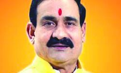 नरोत्तम ने छह लोगों को भारतीय नागरिकता का प्रमाण पत्र मिलने पर बधाई दी नरोत्तम ने छह लोगों को भारतीय नागरिकता का प्रमाण पत्र मिलने पर बधाई दी