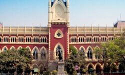 हाई कोर्ट ने CM पर लगाया 5 लाख का जुर्माना हाई कोर्ट ने CM पर लगाया 5 लाख का जुर्माना