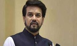 अनुराग ठाकुर ने सूचना प्रसारण मंत्रालय का काम संभाला अनुराग ठाकुर ने सूचना प्रसारण मंत्रालय का काम संभाला