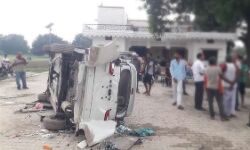 ब्लाक प्रमुख पद के चुनाव को लेकर दो पक्षों में बवाल, 5 घायल ब्लाक प्रमुख पद के चुनाव को लेकर दो पक्षों में बवाल, 5 घायल