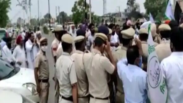 किसानों का कुरुक्षेत्र में हल्ला बोल-सड़क लगाया जाम-जोरदार प्रदर्शन
