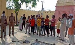 मंदिर के महंत की हत्या-धारदार हथियारों से किया लहूलुहान-मचा हड़कंप मंदिर के महंत की हत्या-धारदार हथियारों से किया लहूलुहान-मचा हड़कंप
