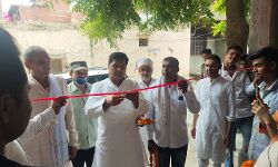 लोकतंत्र की मजबूती के लिए अपना वोट बनवाये-राकेश शर्मा लोकतंत्र की मजबूती के लिए अपना वोट बनवाये-राकेश शर्मा