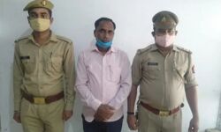 सपा प्रत्याशी से बदसलूकी-सीओ व थाना इंचार्ज सस्पेंड-एक गिरफ्तार सपा प्रत्याशी से बदसलूकी-सीओ व थाना इंचार्ज सस्पेंड-एक गिरफ्तार