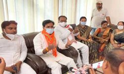 विदेशी आक्रांता के आगे माथा टेक ओम प्रकाश ने किया देश का अपमान विदेशी आक्रांता के आगे माथा टेक ओम प्रकाश ने किया देश का अपमान