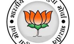 वाल्मीकि हत्याकांड -परिवार के लिए 1 करोड़ का मुआवजा एवं नौकरी की मांग