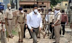 ब्लॉक प्रमुख चुनाव-मतगणना में खुद को हारता देख मतपत्र गटक गया BJP प्रत्याशी ब्लॉक प्रमुख चुनाव-मतगणना में खुद को हारता देख मतपत्र गटक गया BJP प्रत्याशी