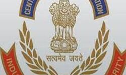 DDA के पूर्व अधिकारियों के खिलाफ मामला दर्ज- 14 ठिकानों पर छापे DDA के पूर्व अधिकारियों के खिलाफ मामला दर्ज- 14 ठिकानों पर छापे