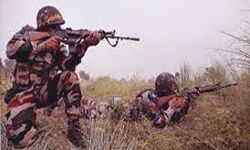 दो आतंकवादी मारे गये - दो जवान घायल दो आतंकवादी मारे गये - दो जवान घायल