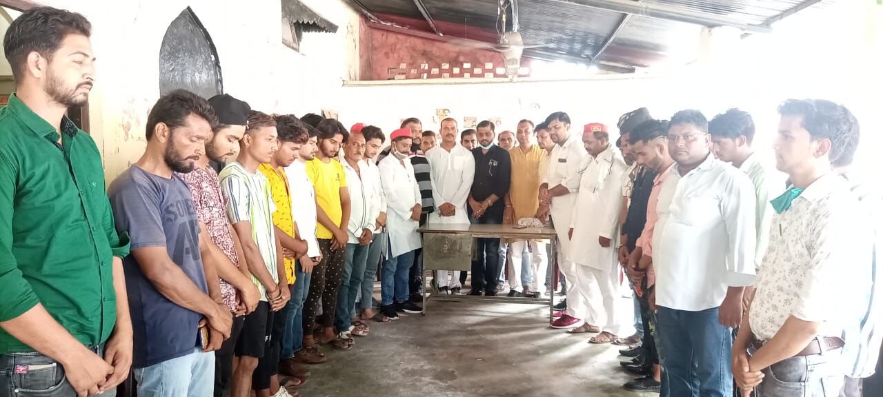 यूथ ने लिया अखिलेश यादव को CM बनाने का संकल्प यूथ ने लिया अखिलेश यादव को CM बनाने का संकल्प