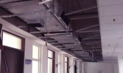 पीएम के उदघाटन के 24 घंटे के बाद ही गिरी फाल्स सीलिंग-टला हादसा पीएम के उदघाटन के 24 घंटे के बाद ही गिरी फाल्स सीलिंग-टला हादसा