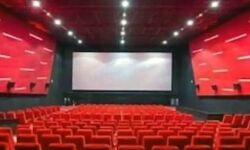 सरकार ने सिनेमाघरों को खोलने की दी अनुमति सरकार ने सिनेमाघरों को खोलने की दी अनुमति